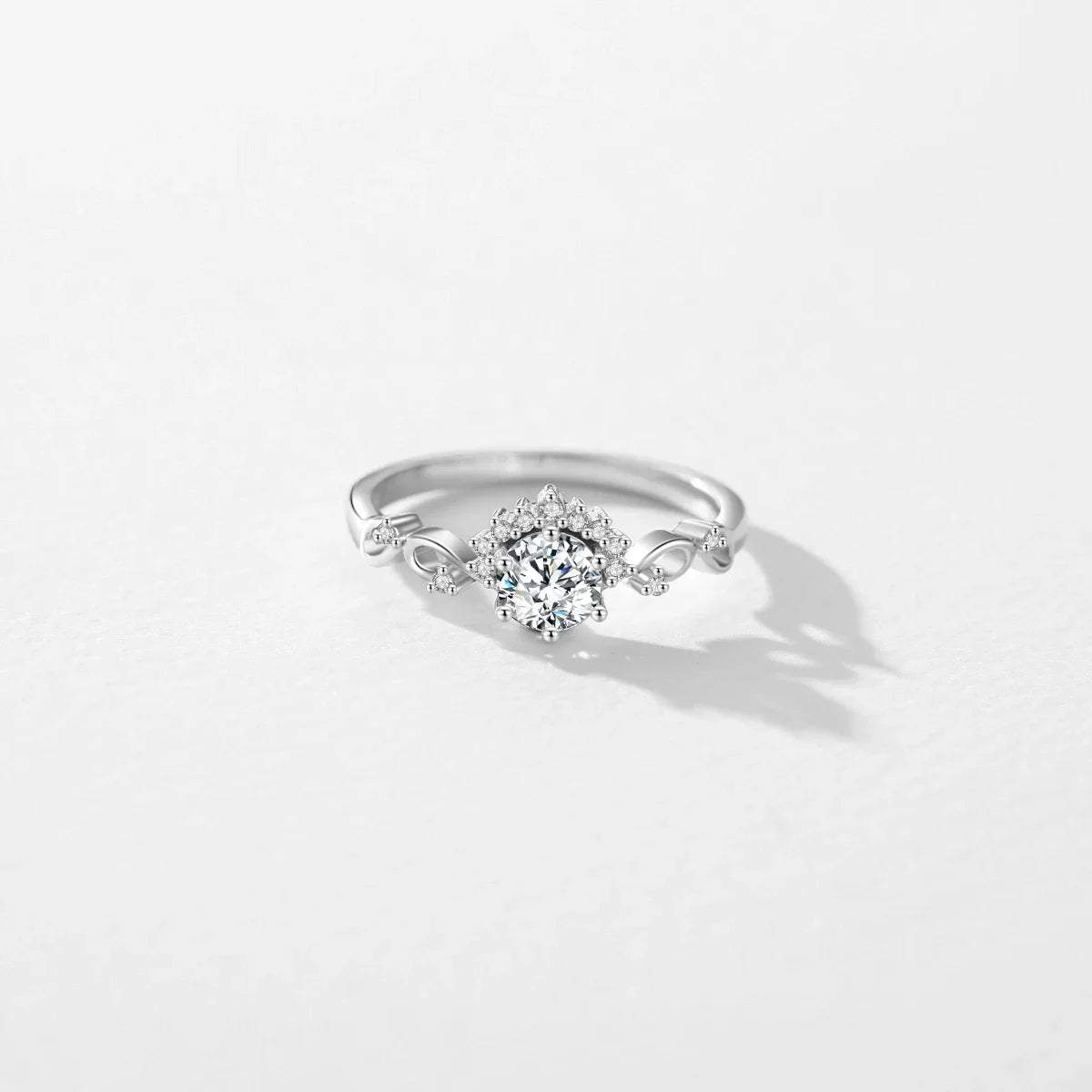 Diana Briliant Crown Solitaire Ring